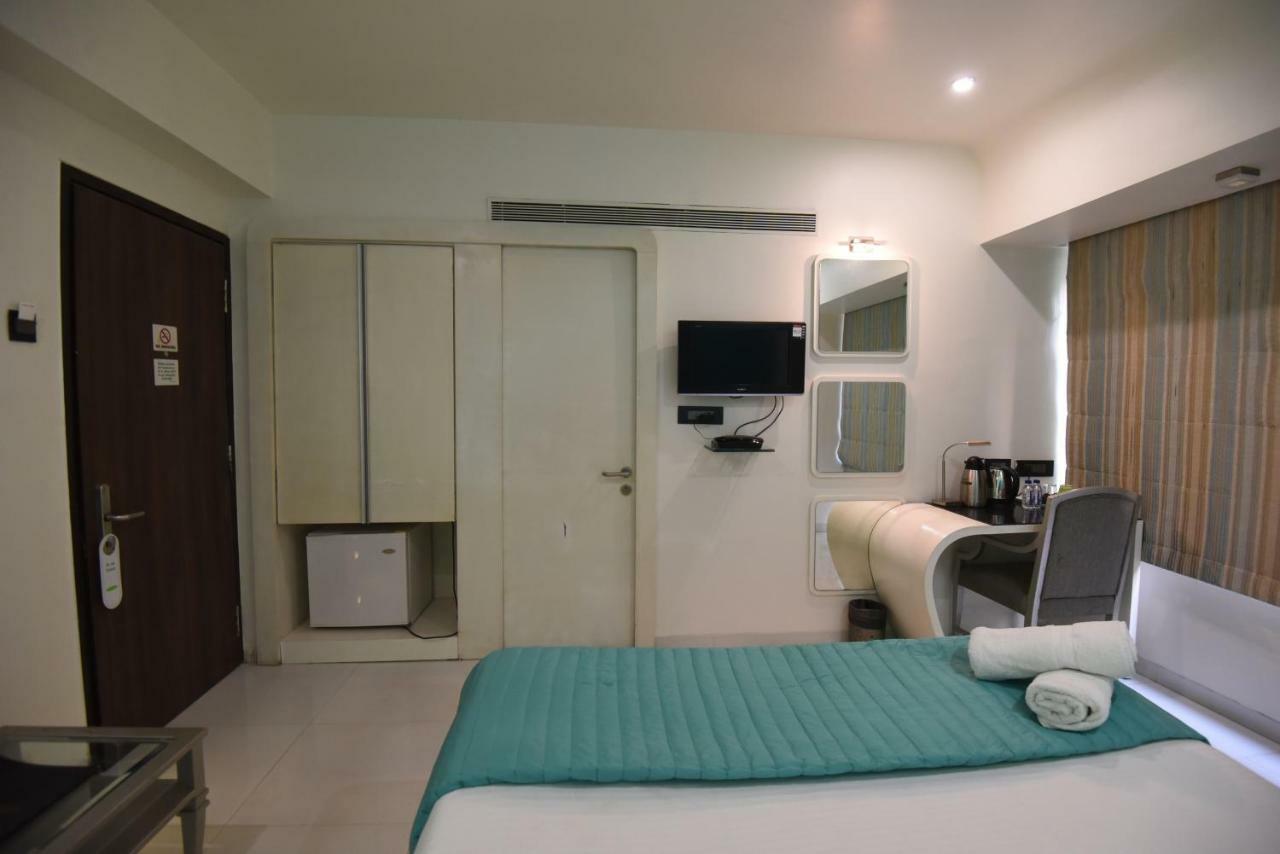 Vits Sharanam, Thane Exterior foto